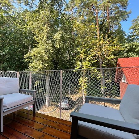 Sunny Apartment With Forest View Juodkrantė Eksteriør billede